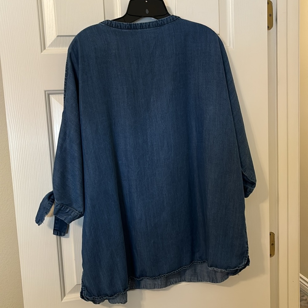 Soft Surroundings denim split sleeve top - Picture 5 of 5